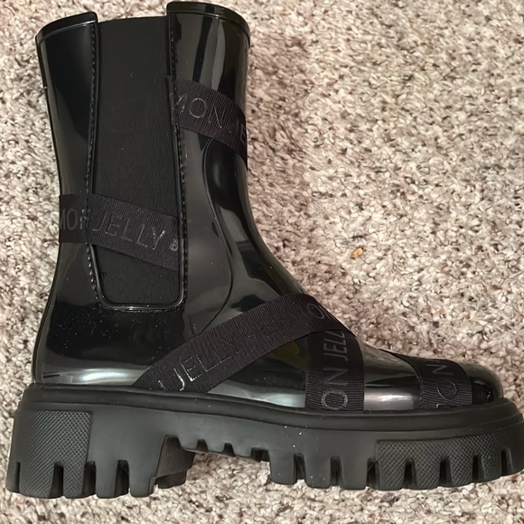 Lemon Jelly black rain boots. New ,super light Made in Portugal.Size 37,US 7. - Picture 6 of 7
